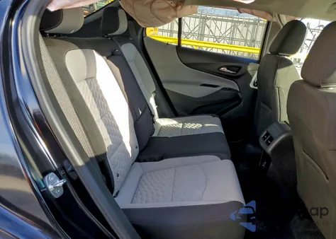 2021 Chevrolet Equinox Lt z USA, uszkodzony, nr VIN 2GNAXUEV2M6103016